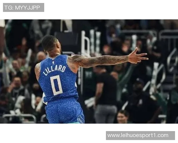 克莱赞弗拉格勇敢挑战字母哥展现无畏精神令人钦佩