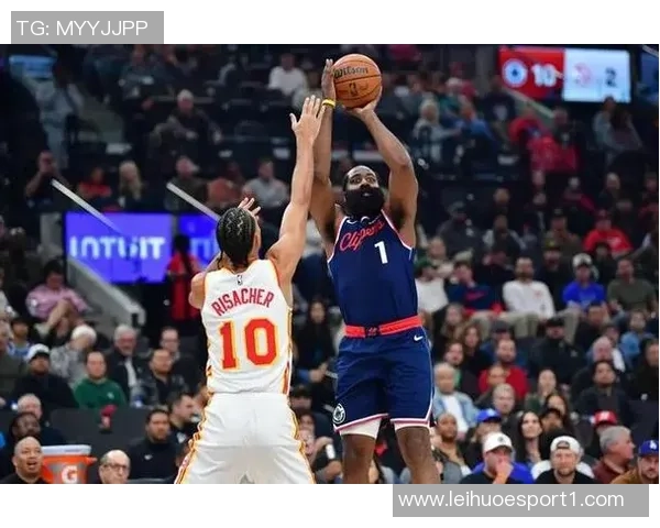 保罗助攻表现出色大洛三分精准记者称二人依然具备首发实力