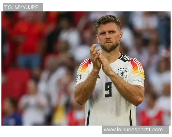 罗马诺透露伊布之子马克西米利安买断费为350万欧米兰保留二转分成 罗马诺透露伊布之子马克西米利安买断费为350万欧米兰保留二转分成